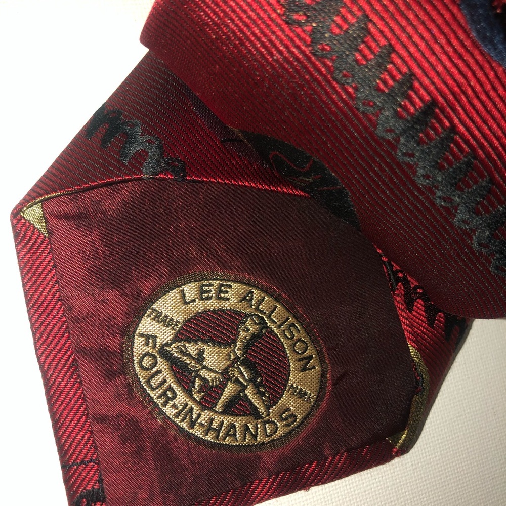 Lee Allison vintage tie